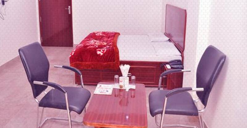 Stari Hotel Sushant Lok, Gurgaon 5